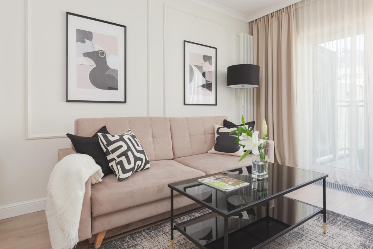 Mennica Residence Central Apartment By Renters Prestige Varšava Exteriér fotografie