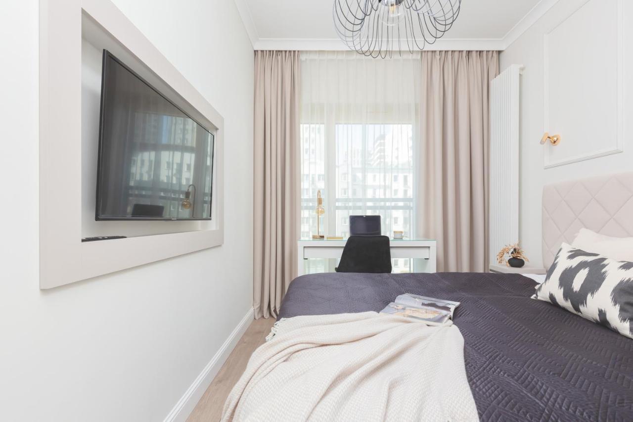 Mennica Residence Central Apartment By Renters Prestige Varšava Exteriér fotografie